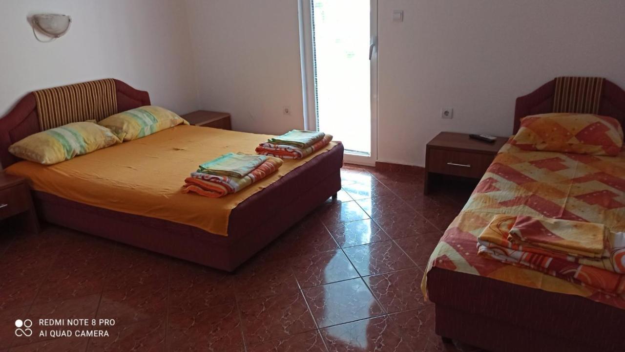 Kuca Todorovic Appartement Budva Buitenkant foto