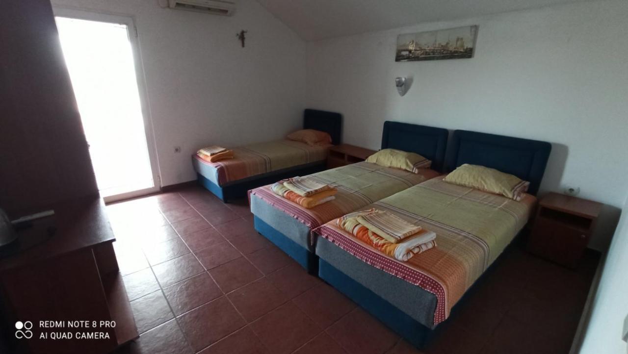Kuca Todorovic Appartement Budva Buitenkant foto
