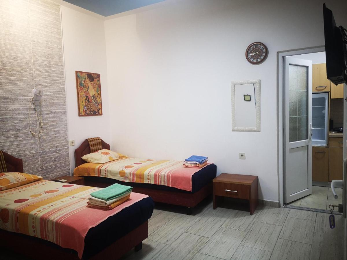 Kuca Todorovic Appartement Budva Buitenkant foto